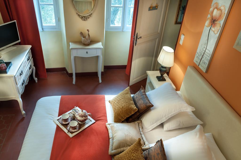 Le Clos Des Canebiers Bed & Breakfast Grasse Room photo